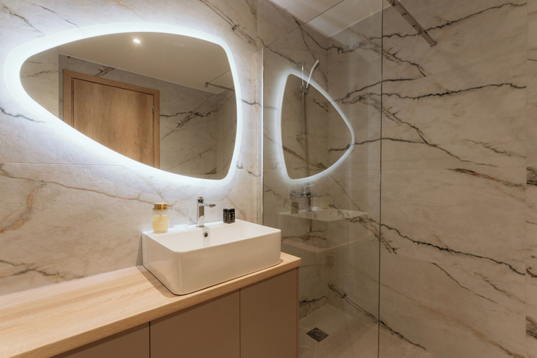 Bathroom 5, Classy & Modern Apt in Pagrati - Athens, Attica