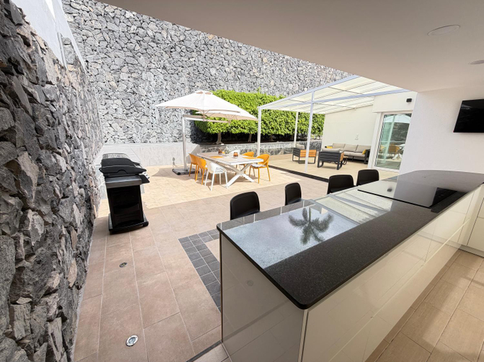 Others 4, Exklusive Villa mit beheiztem Pool in Costa Adeje, Santa Cruz de Tenerife