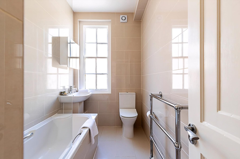 Bathroom 3, Modern 2 Bedroom Flat Near Queensway, London