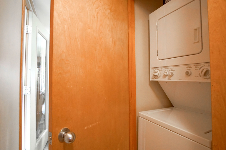 Interior 2, Powderidge 60: Slope Side, Fireplace, Spacious Deck, Pocahontas