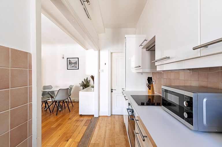 Others 5, Modern 2 Bedroom Flat Near Queensway, London