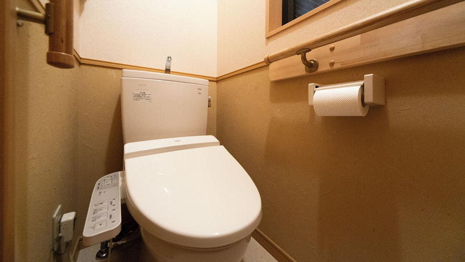 Bathroom 2, rinne atami Retreat, Atami