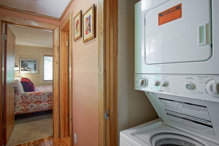 Laundry, Powderidge 1 Hideaway Slope Side, Pocahontas