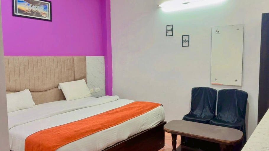 Room 3, Hotel Taj Signature, Agra
