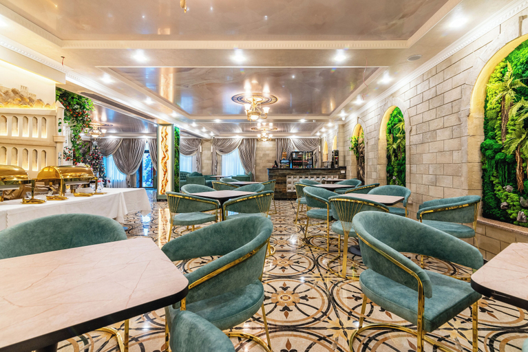 Restaurant 4, Rim Garden, Almaty