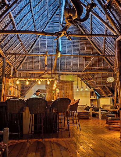 Food & Drinks 5, SuBanda Boutique Hotel, Kusini