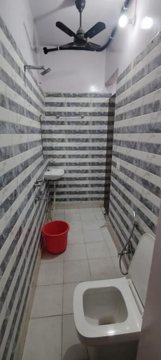 Bathroom 5, SHARDA INN, Delhi