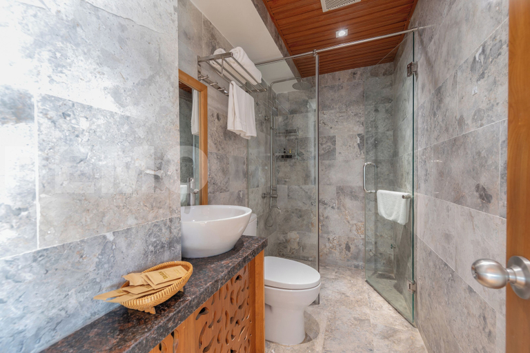 Bathroom 5, Taian Hotel & Apartment, Da Nang