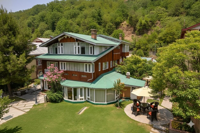 Exterior & Views
