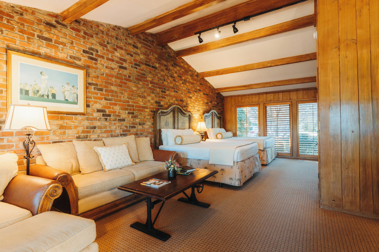 Room 4, Pine Needles Lodge & Golf Club, Moore