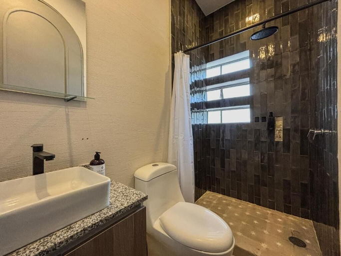 Bathroom 4, Casa Mia, Guadalajara
