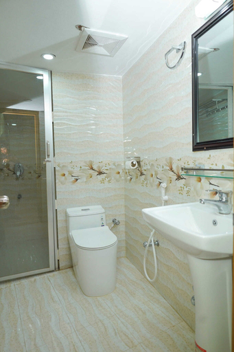 Bathroom, Rochas Hotel & Resort Bogura, Bogra