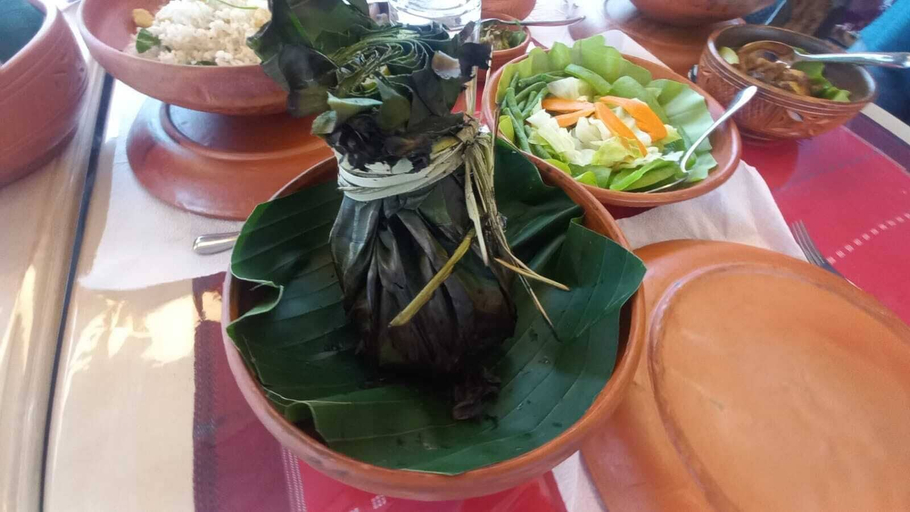 Restaurant 3, Tong Resort, Bandarbon