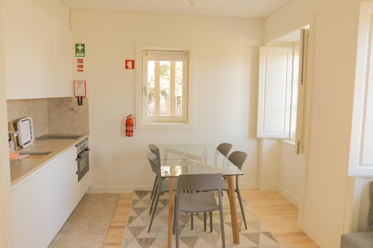 Others 5, Ajuda Palace Inn, Lisbon