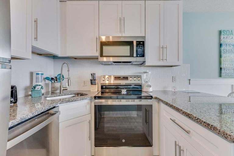 Private kitchen 5, 1108 Ocean Serenity 1 Bedroom Condo, New Hanover