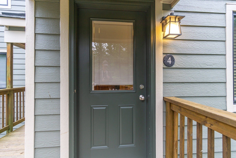 Exterior detail, Powderidge 4 -slope Side, Spacious 2 Br Condo, Pocahontas