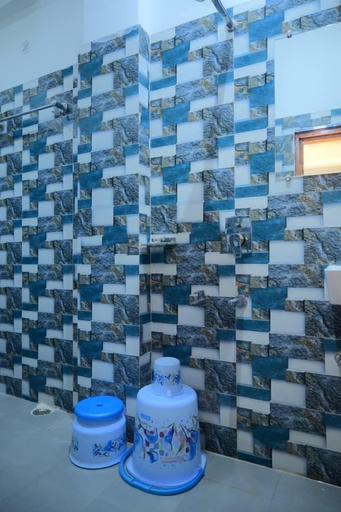 Bathroom 4, Kaka Paying Guest House, Faizabad