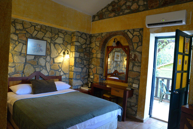 Bedroom 3, Symbola Oludeniz Beach Hotel, Fethiye