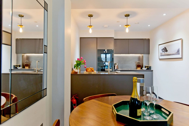 Others 5, 1-bed Executive Apt 206, London