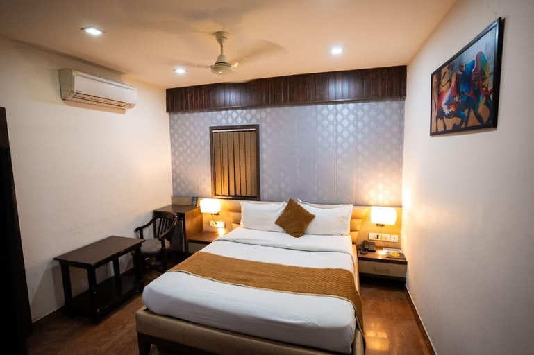 Room 5, JS Residency, Varanasi