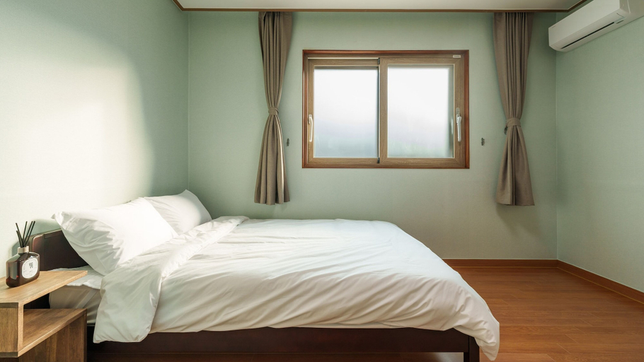 Room 3, Hongcheon Vivaldi Four Seasons Pension, Hongcheon