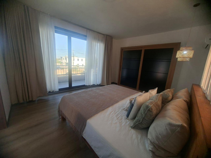 Bedroom 2, Villa Emie