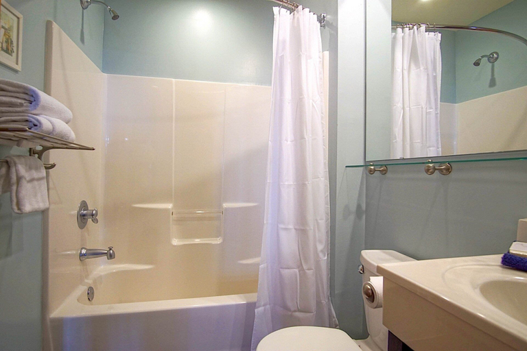Bathroom 3, Expedition Station, Pocahontas