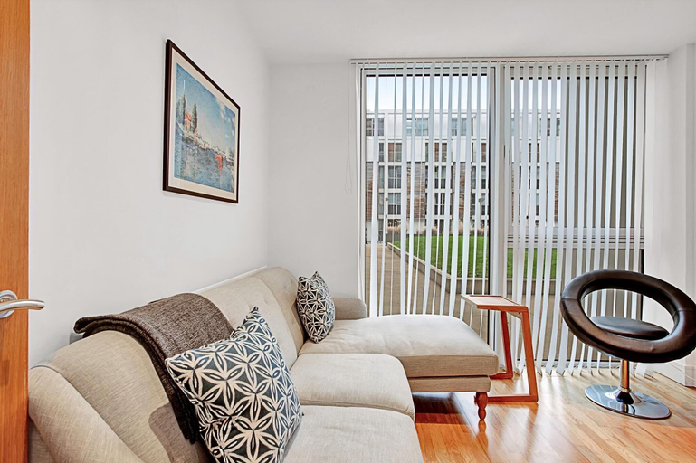 Others 5, Urban Retreat Stylish 1-bed Bliss, London