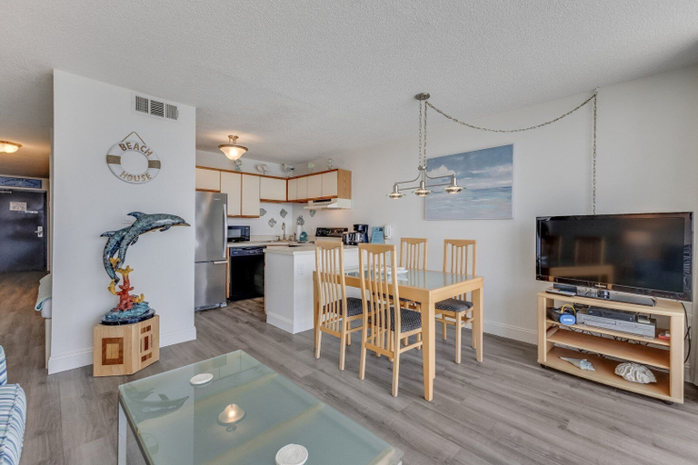 Interior 5, 1008 Blue Dolphin 1 Bedroom Condo, New Hanover