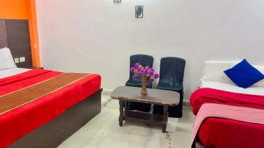 Room 4, Hotel Taj Signature, Agra