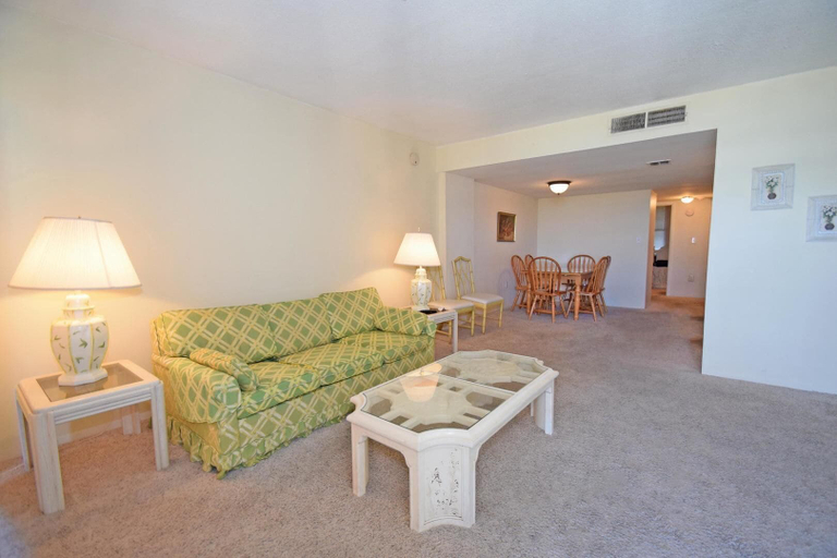 Living area, Fountainhead 702 by RedAwning, Worcester