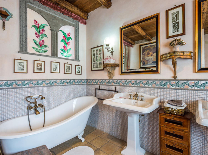 Bathroom 4, Villa Vista da Rocca di Papa-1 by Interhome, Roma