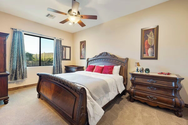 Room 5, Copper Sky Retreat - Lux villa & pool, Maricopa