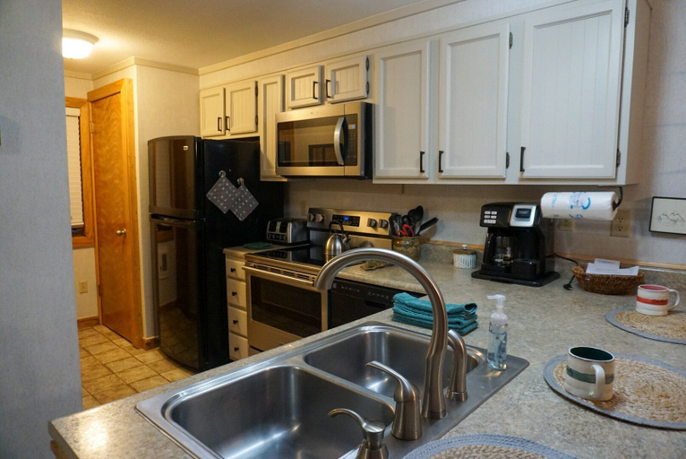 Private kitchen 5, Powderidge-34: Slope Side, 2 Br Townhome, Pocahontas