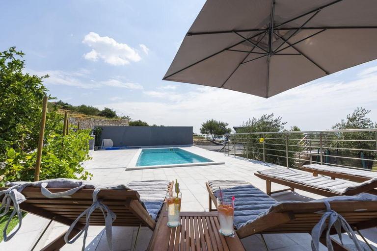 Sport & Beauty 2, Villa Cicibela, Kaštela
