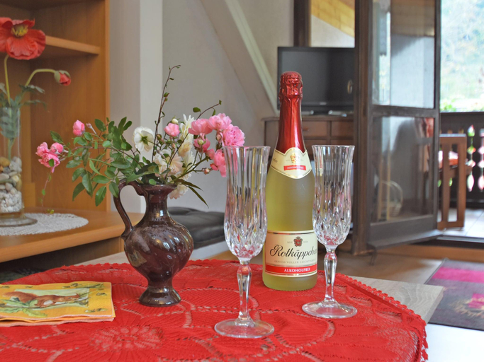 Food & Drinks 3, Gemutliches Ferienhaus mit Pool in Blankenburg, Harz