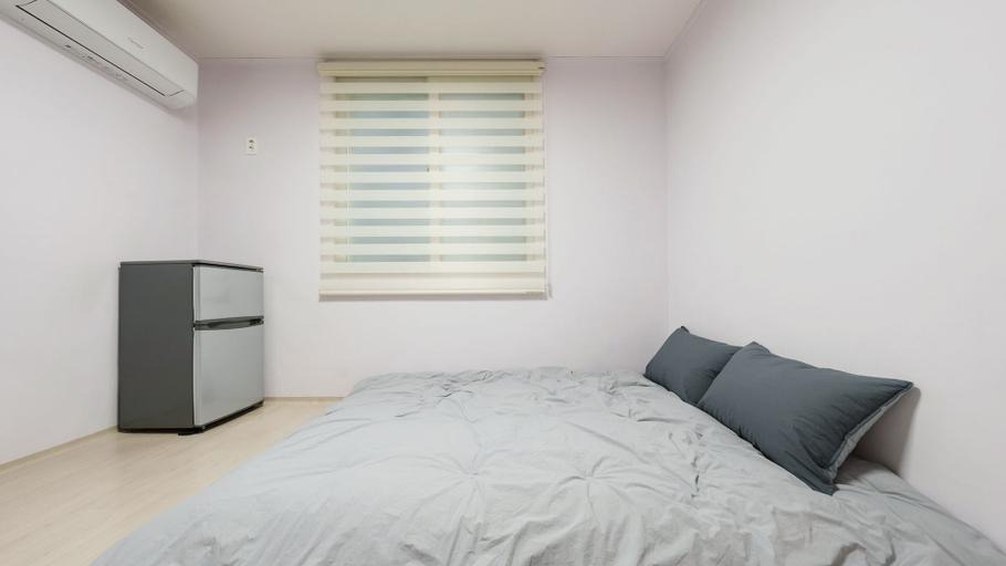 Bedroom 1, Boryeong Jeil Pension, Boryeong