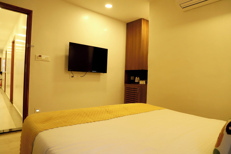 Room 5, Hotel Hinduja Empire, Surat