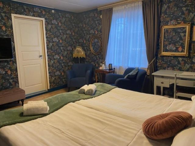 Bedroom 2, Hotell Tussilago i Essunga, Essunga