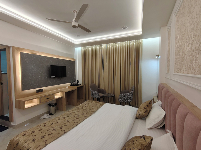 Room 5, BABA PALACE, Faizabad