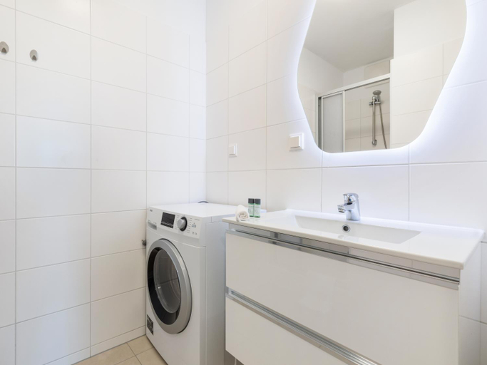 Shower 5, Modern City Apartment near Vienna Central Station, Wien