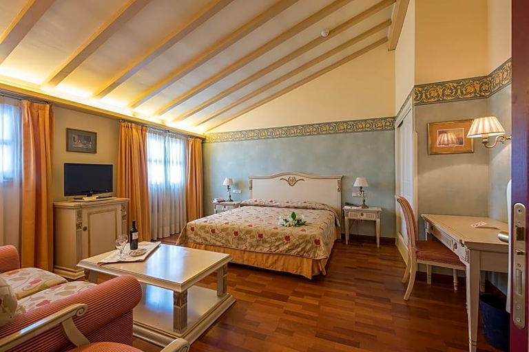 Bedroom 3, Condesa de Chinchon, Madrid