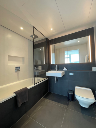 Bathroom 3, Battersea Power Apartments, London