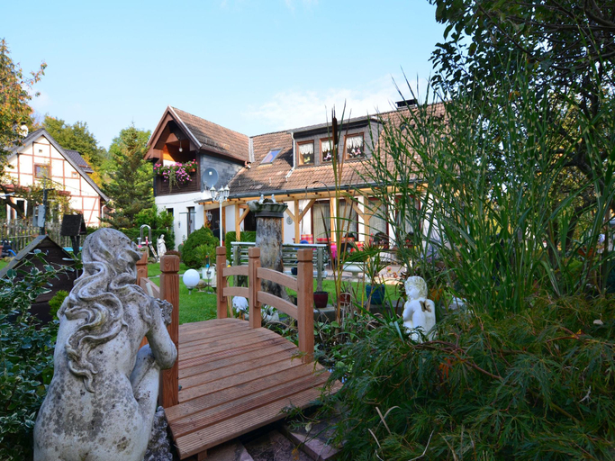 Others 3, Gemutliches Ferienhaus mit Pool in Blankenburg, Harz