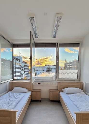 Room 5, Haus an der Brücke, München
