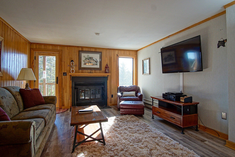 Living area 3, Powderidge 73 Cozy 2 Br Condo Slope Side, Pocahontas