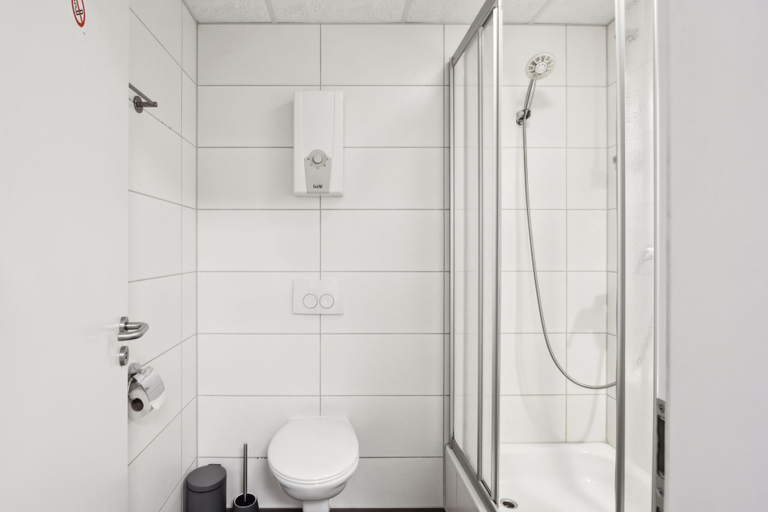 Bathroom 5, HanseStay Wandsbek, Hamburg