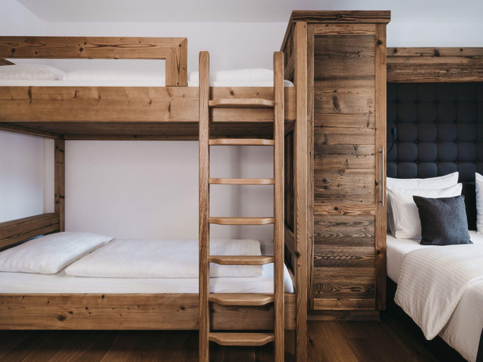Bedroom, VAYA St Anton inklusive St Anton Mobilitatskarte, Landeck