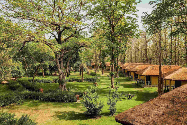 Garden 5, Bijrani Jungle Cottages by CYJ, Nainital