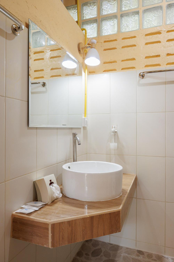 Bathroom 3, Baandin Chiewlarn Resort, Ban Ta Khun